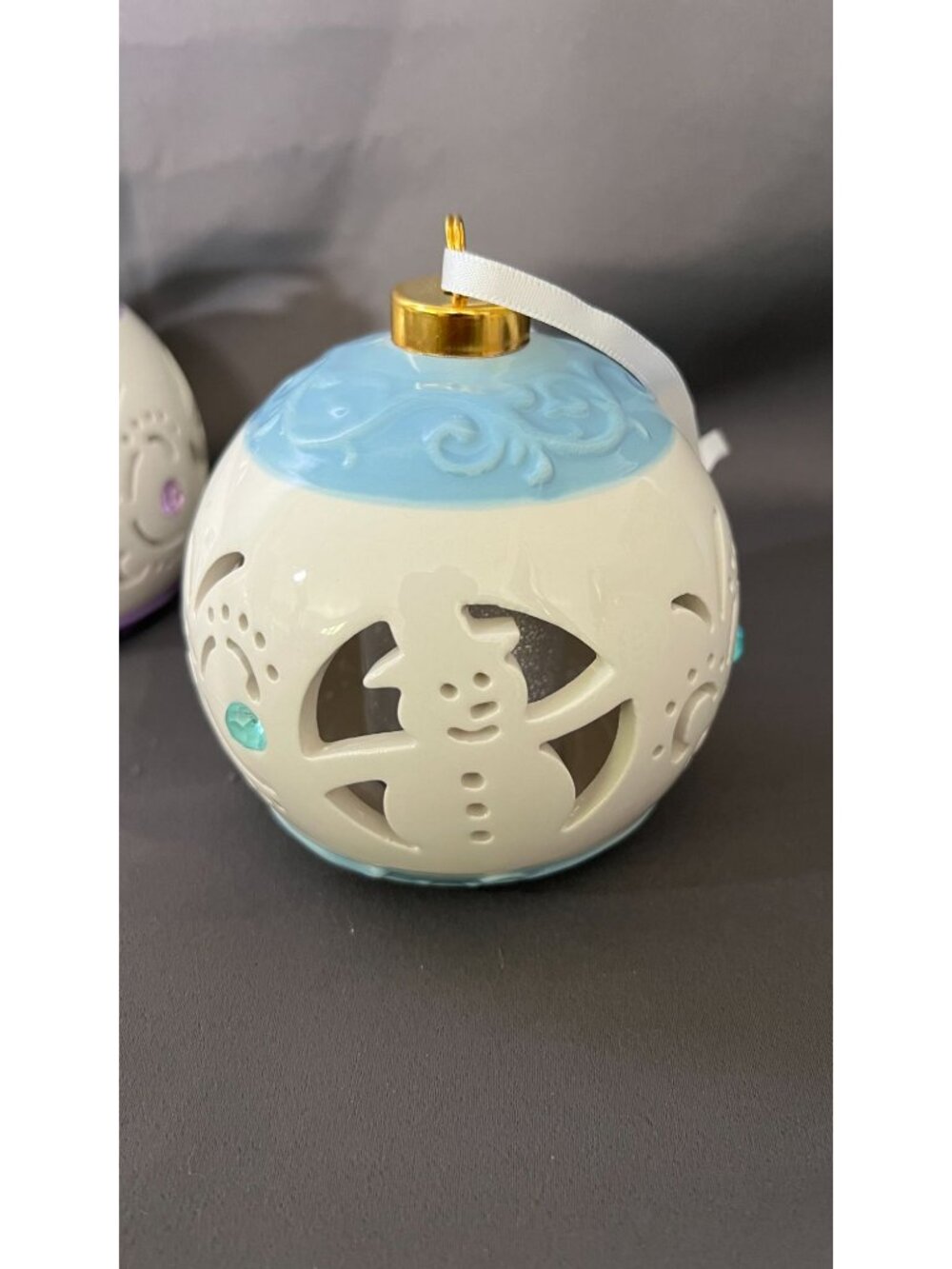 Set Of 5 Colorful Ceramic Christmas Ball Ornaments Cut-Out Lights - Picture 6 of 6